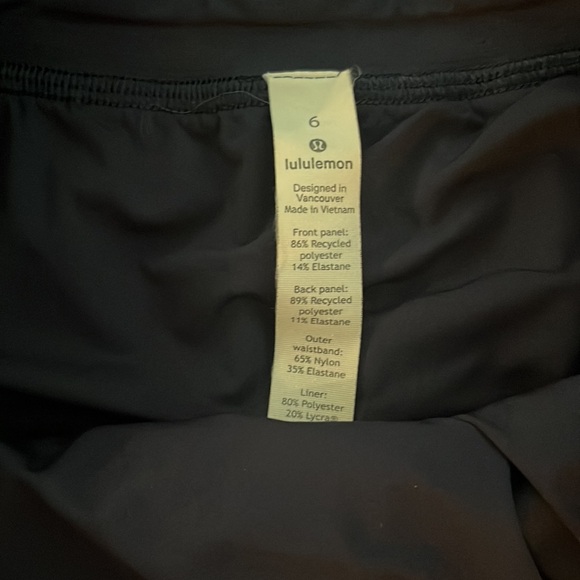 Lululemon “fast and free” shorts - Picture 2 of 3